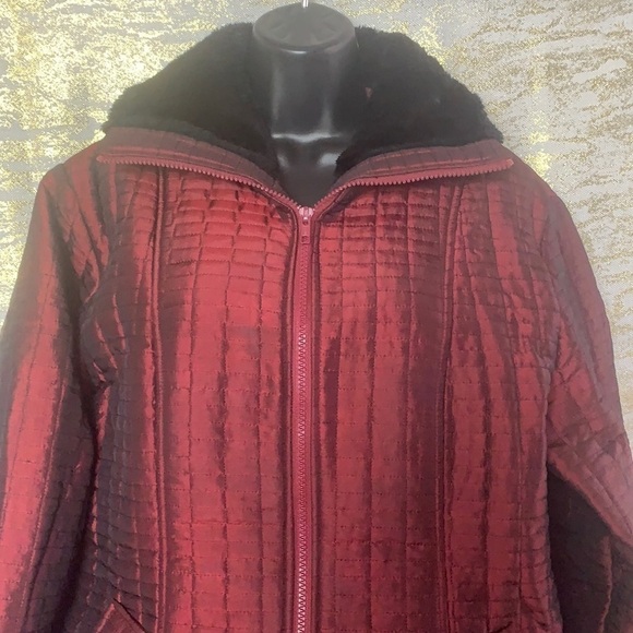 HANA Bang burgundy colour with faux fur collar size M - Picture 3 of 11